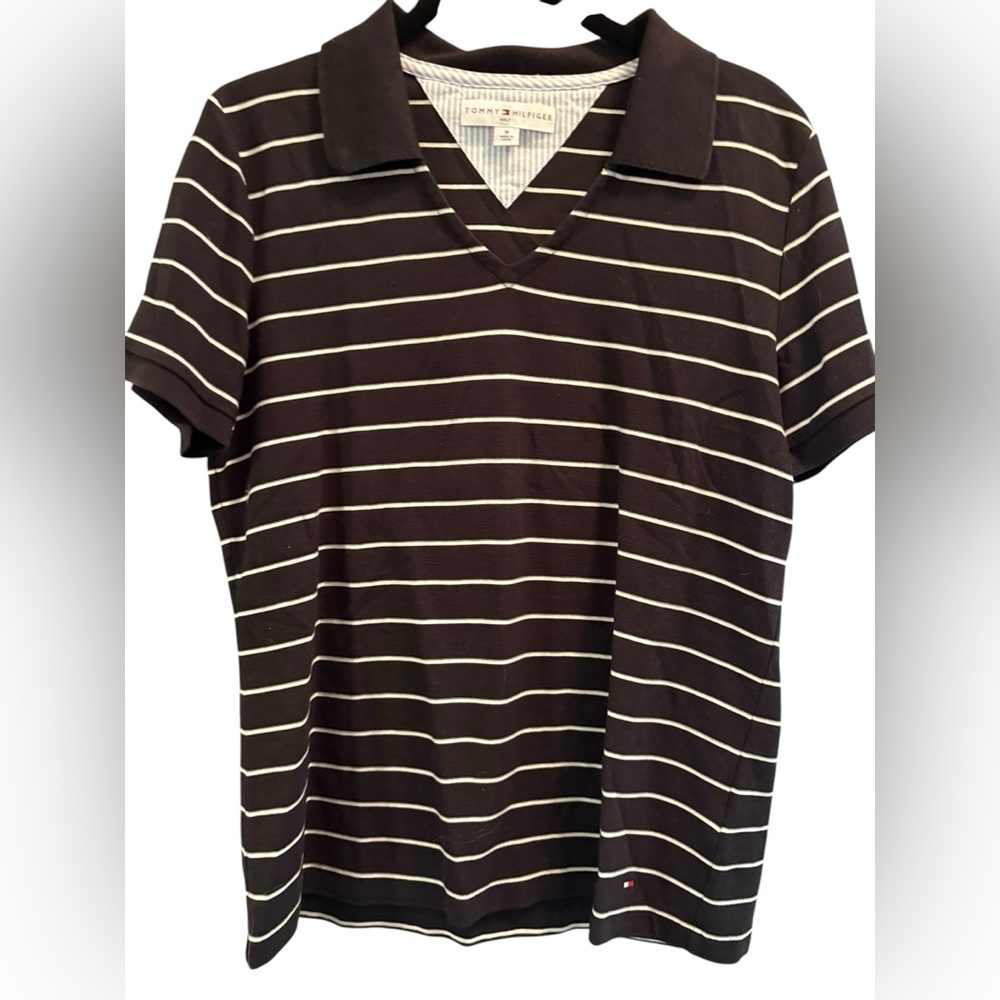 Tommy Hilfiger black and white striped short sleeve shirt size medium